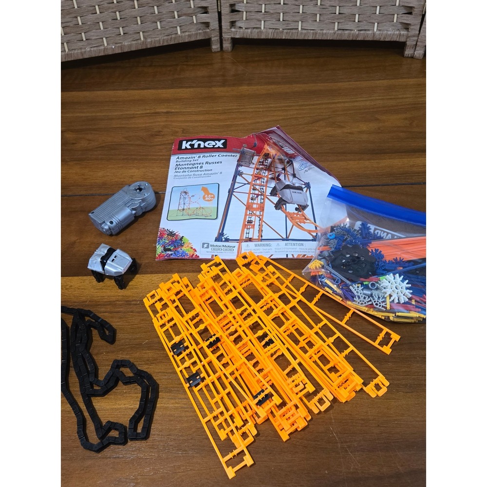 Knex Amazin 8 Roller Coaster Building Set 50216 Motorized 448 Pieces 2.6ft Tall